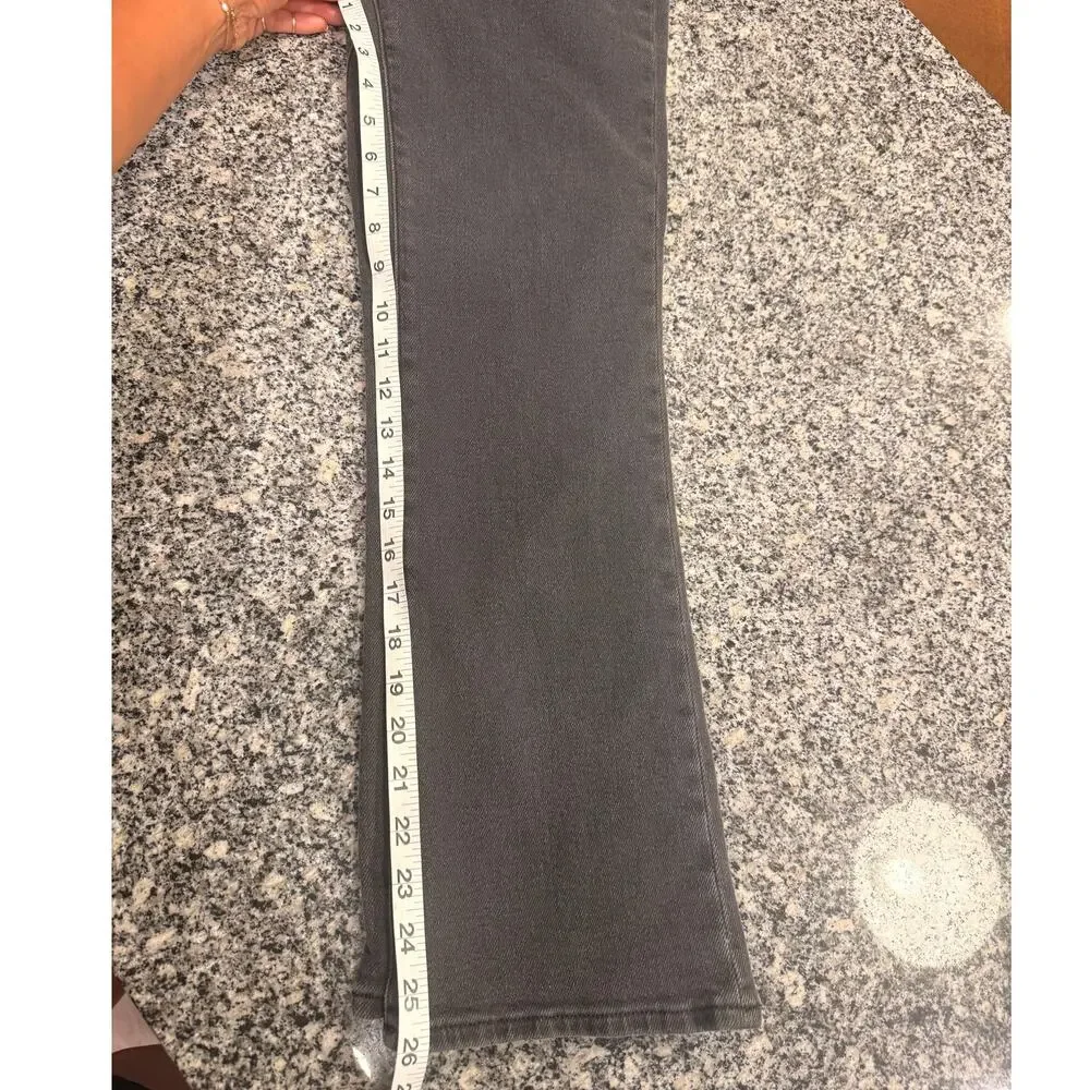 Madewell Mid-rise Kick Out Gray Denim Jeans - Size 26